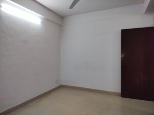Room in 1 BHK Apartment at Molarband – for Rent