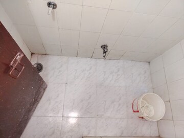 Bathroom in 1 BHK Apartment at Molarband – for Rent