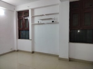 Room in 1 BHK Apartment at Molarband – for Rent