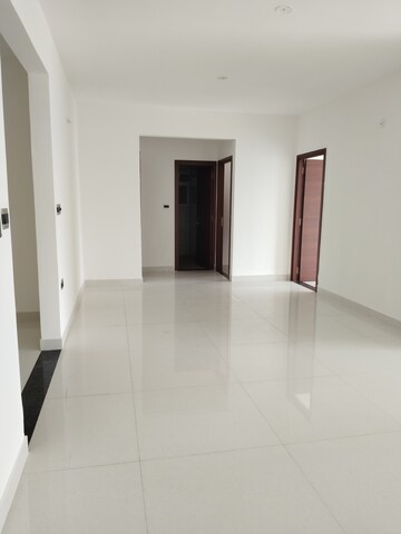 Room in 3 BHK Apartment at Epitome Elan, Jp Nagar Phase 8 – for Rent
