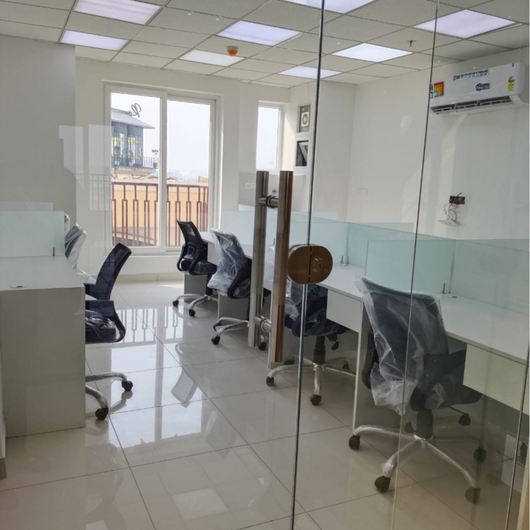 Team Area, ambala highway Commercial Office Space 590 Sq.Ft. In Ambala Highway Zirakpur 9697311