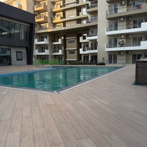  Shop – Exterior View View at Artique Uptown Skylla, International Airport Road - for Rent