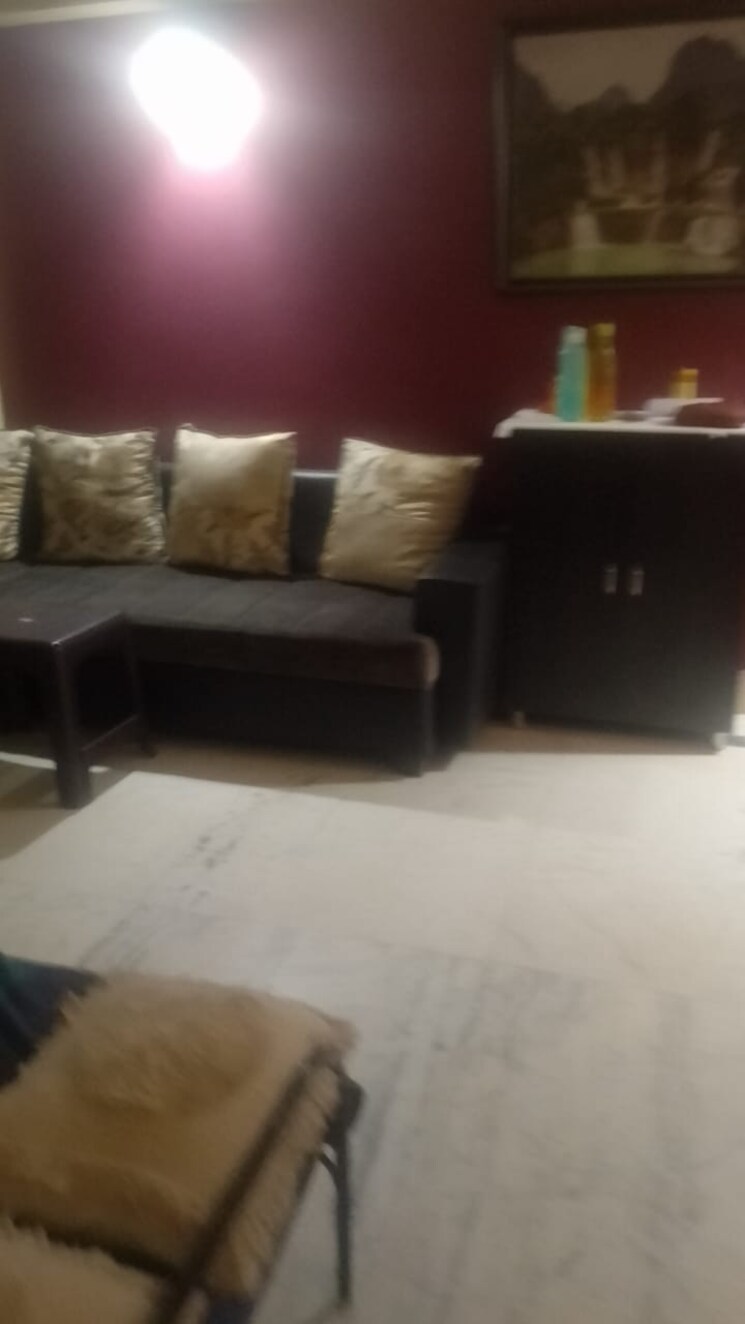 Living Room, shanti-plaza-vaishali 2 Bedroom 850 Sq.Ft. Builder Floor In Vaishali Sector 4 Ghaziabad 9697358