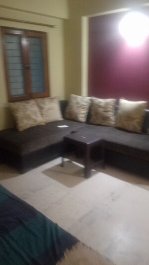 Living Room in 2 BHK Builder Floor at Shanti Plaza Vaishali, Vaishali Sector 4 – for Sale
