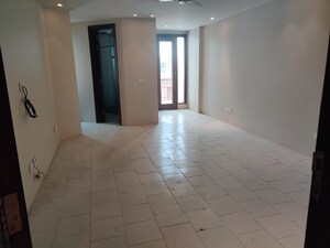 Room in 4 BHK Builder Floor at Sarvodaya Enclave – for Sale