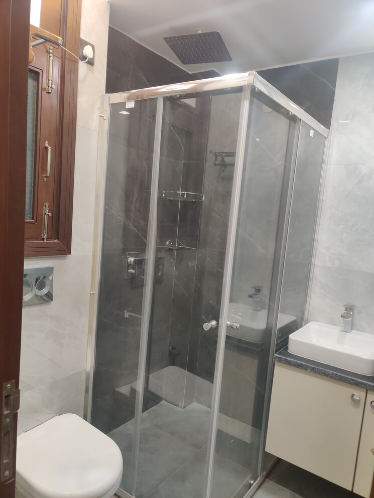 undefined, safdarjung enclave 3 Bedroom 1850 Sq.Ft. Builder Floor In Safdarjung Enclave Delhi 9697388