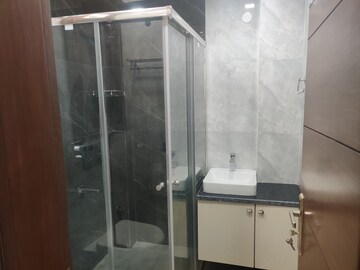 Bathroom in 3 BHK Builder Floor at Safdarjung Enclave – for Sale