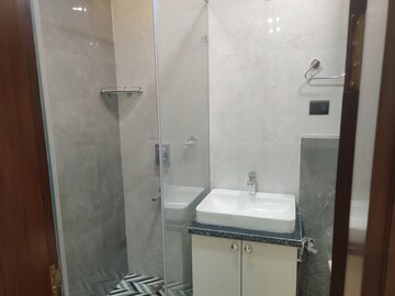 Bathroom in 3 BHK Builder Floor at Safdarjung Enclave – for Sale