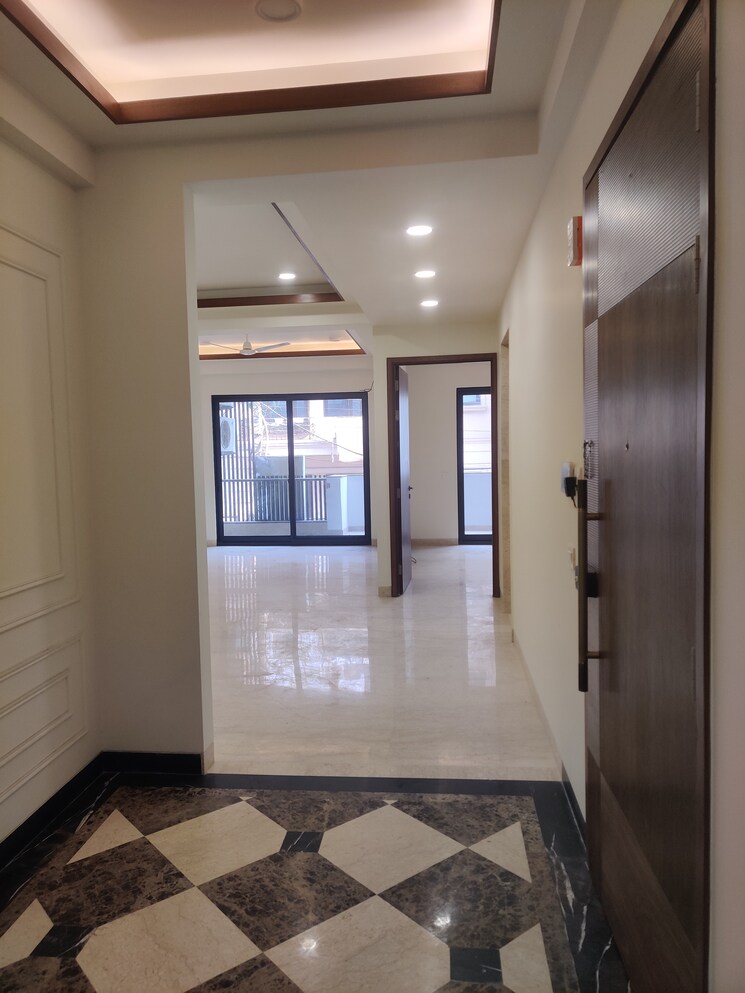 Kitchen, green park 3 Bedroom 1500 Sq.Ft. Builder Floor In Green Park Delhi 9697397