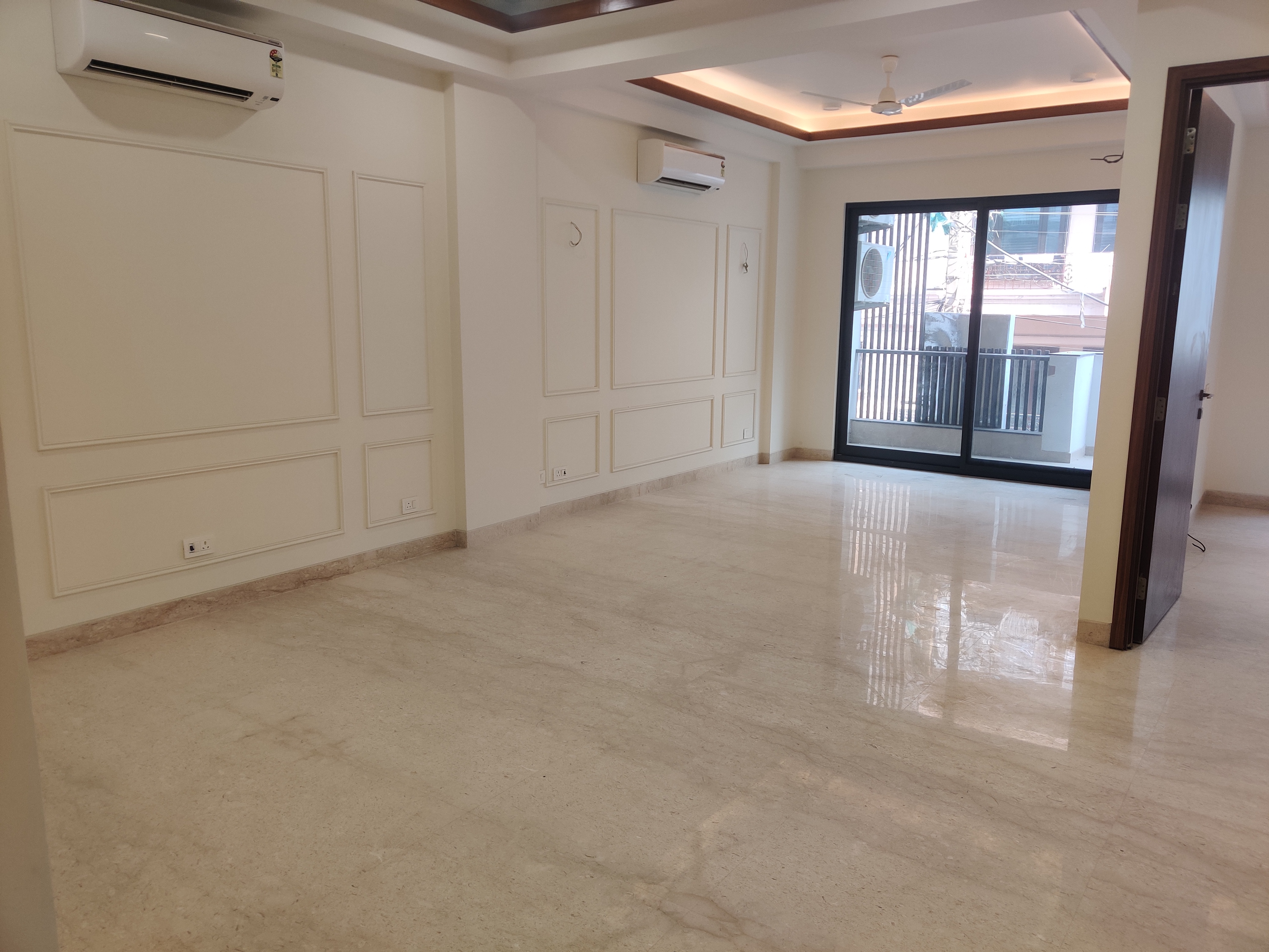 3 BHK + Servant Room Builder Floor For Sale in Green Park