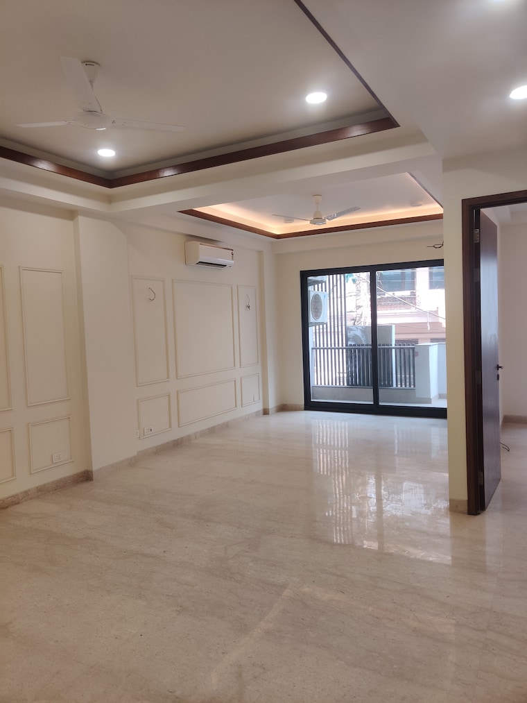 undefined, green park 3 Bedroom 1500 Sq.Ft. Builder Floor In Green Park Delhi 9697397