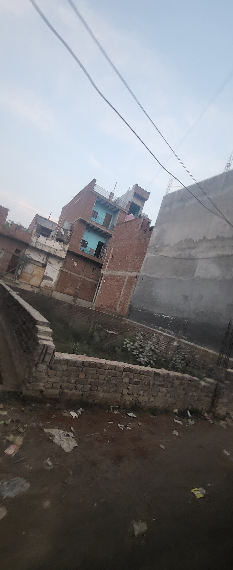 Exterior View, dlf ankur vihar  40 Sq.Yd. Plot In Dlf Ankur Vihar Ghaziabad 9697394