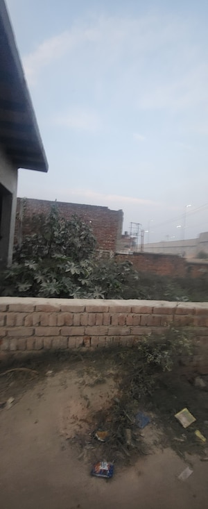  Plot – Exterior View View at Dlf Ankur Vihar - for Sale