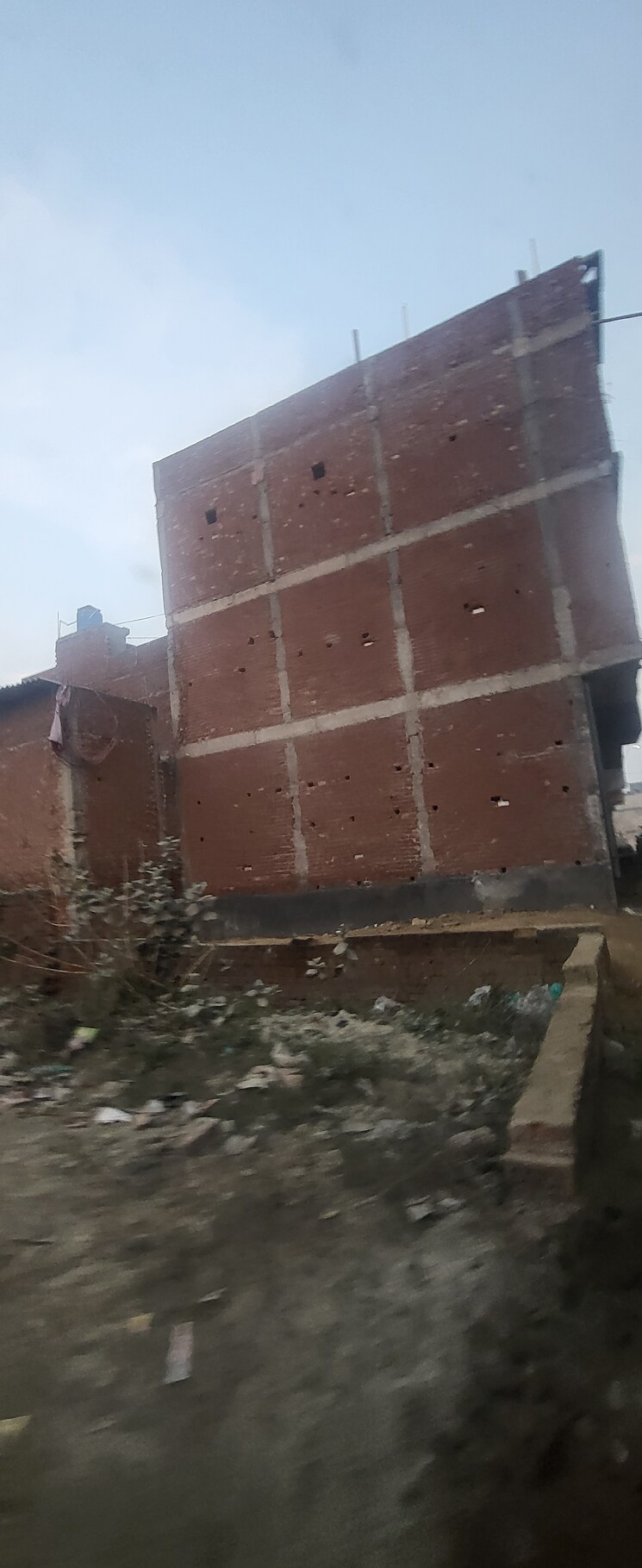 Exterior View, dlf ankur vihar  75 Sq.Yd. Plot In Dlf Ankur Vihar Ghaziabad 9697400