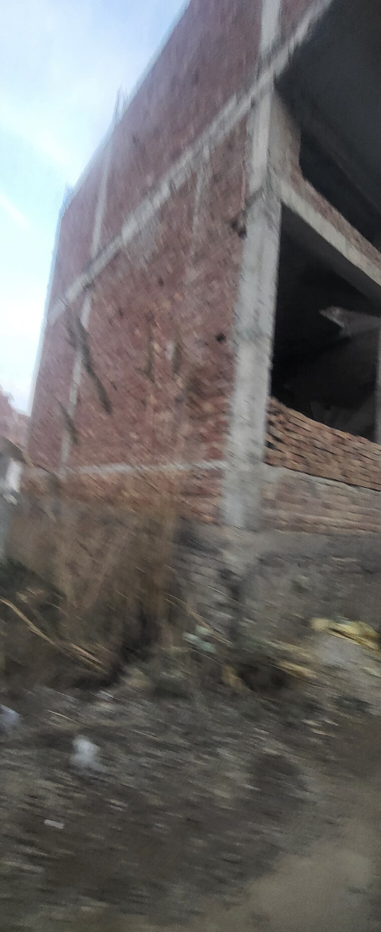 Exterior View, dlf ankur vihar  35 Sq.Yd. Plot In Dlf Ankur Vihar Ghaziabad 9697404