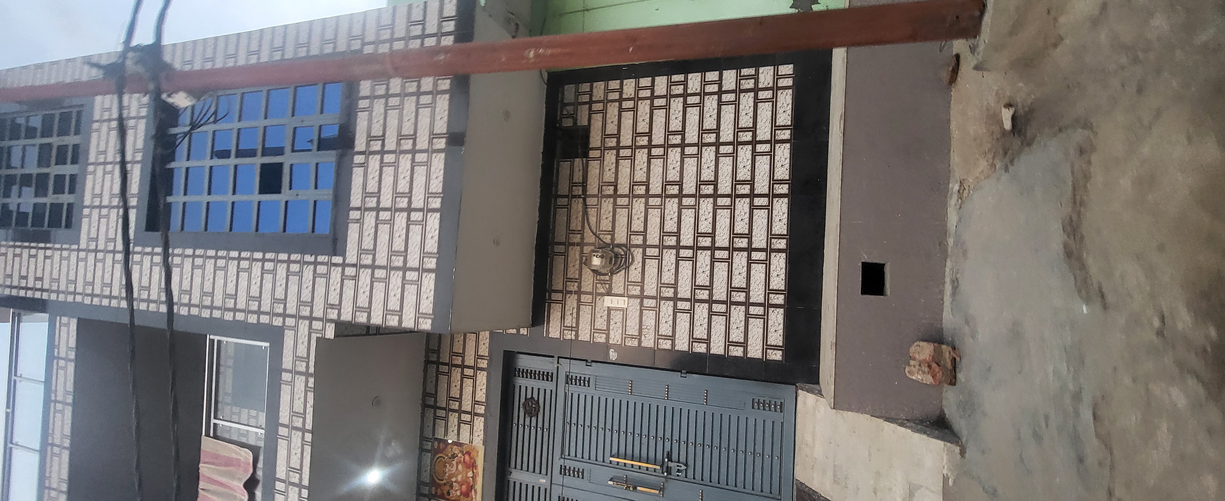 Plot For Sale in Dlf Ankur Vihar