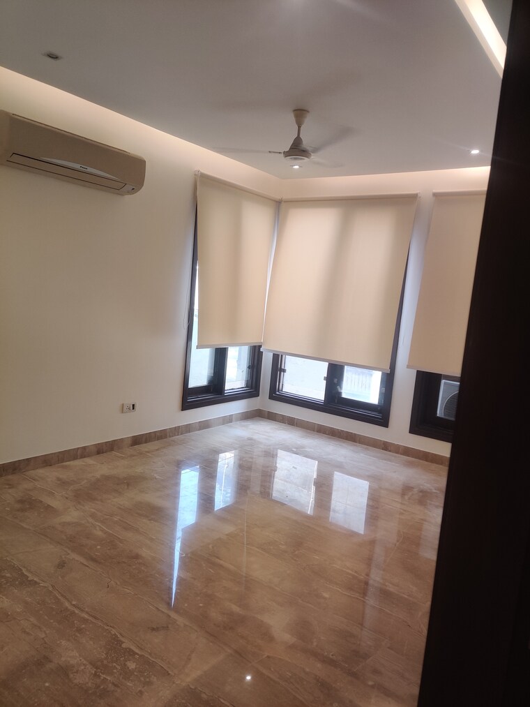 undefined, safdarjung enclave 4 Bedroom 2100 Sq.Ft. Builder Floor In Safdarjung Enclave Delhi 9697414