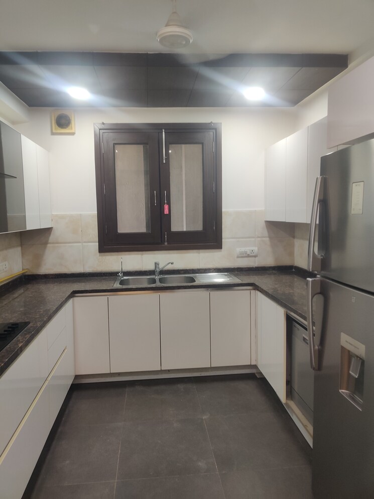 Kitchen, safdarjung enclave 4 Bedroom 2100 Sq.Ft. Builder Floor In Safdarjung Enclave Delhi 9697414