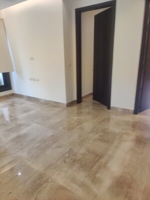 Furnished Amenities in 4 BHK Builder Floor at Safdarjung Enclave – for Sale