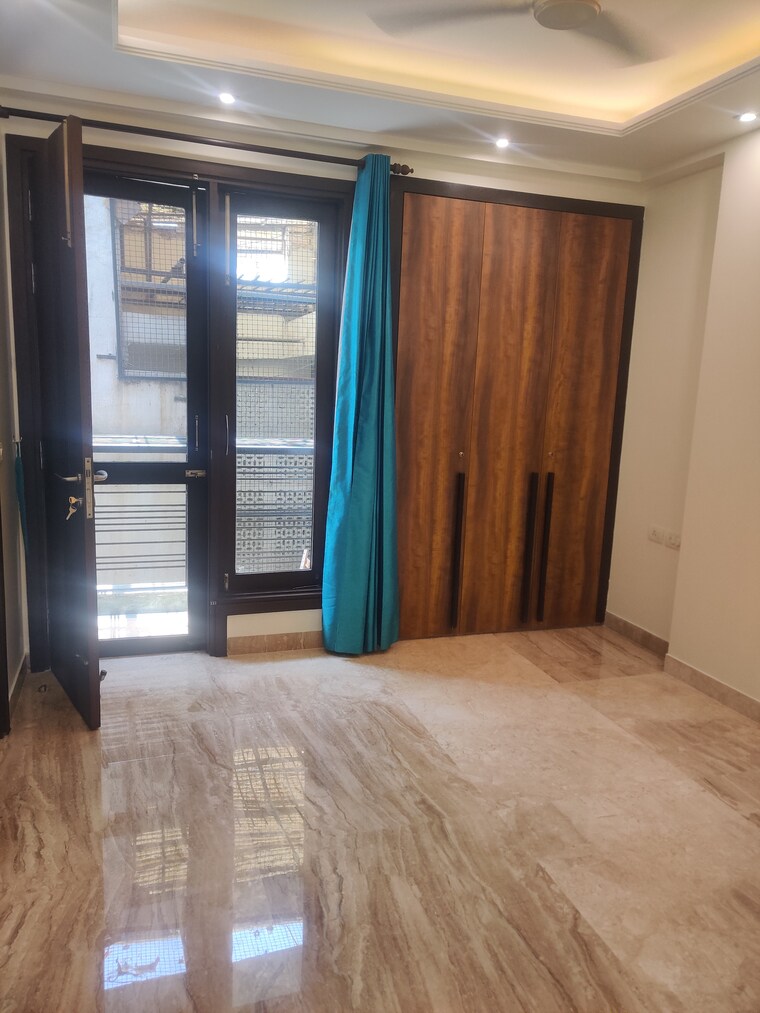 undefined, safdarjung enclave 4 Bedroom 2100 Sq.Ft. Builder Floor In Safdarjung Enclave Delhi 9697414