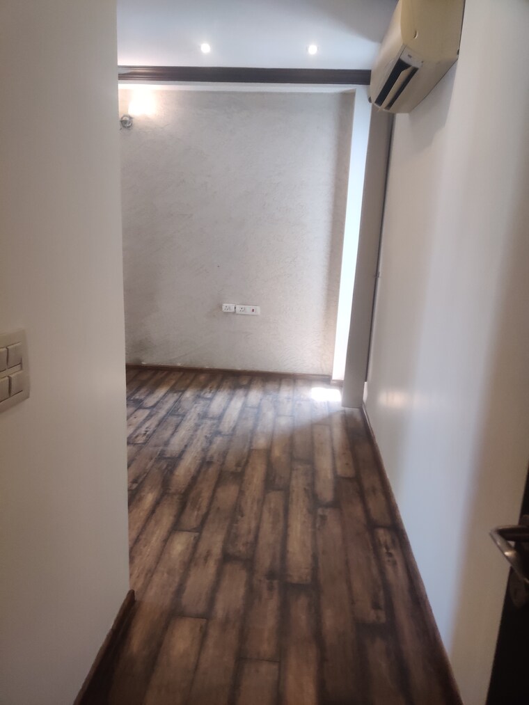 undefined, safdarjung enclave 4 Bedroom 2100 Sq.Ft. Builder Floor In Safdarjung Enclave Delhi 9697414