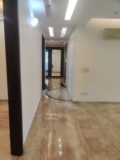 4 BHK + Pooja Room,Servant Room Builder Floor For Sale in Safdarjung Enclave