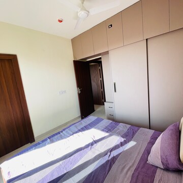 Bedroom in 2 BHK Apartment at Signature Global Prime, Sector 63a – for Rent