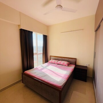 Bedroom in 2 BHK Apartment at Signature Global Prime, Sector 63a – for Rent