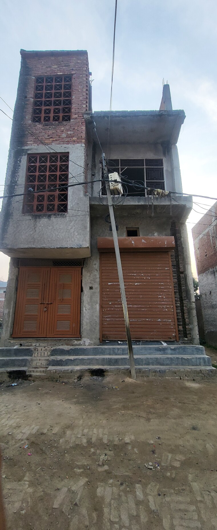 Exterior View, dlf ankur vihar  60 Sq.Yd. Plot In Dlf Ankur Vihar Ghaziabad 9697416