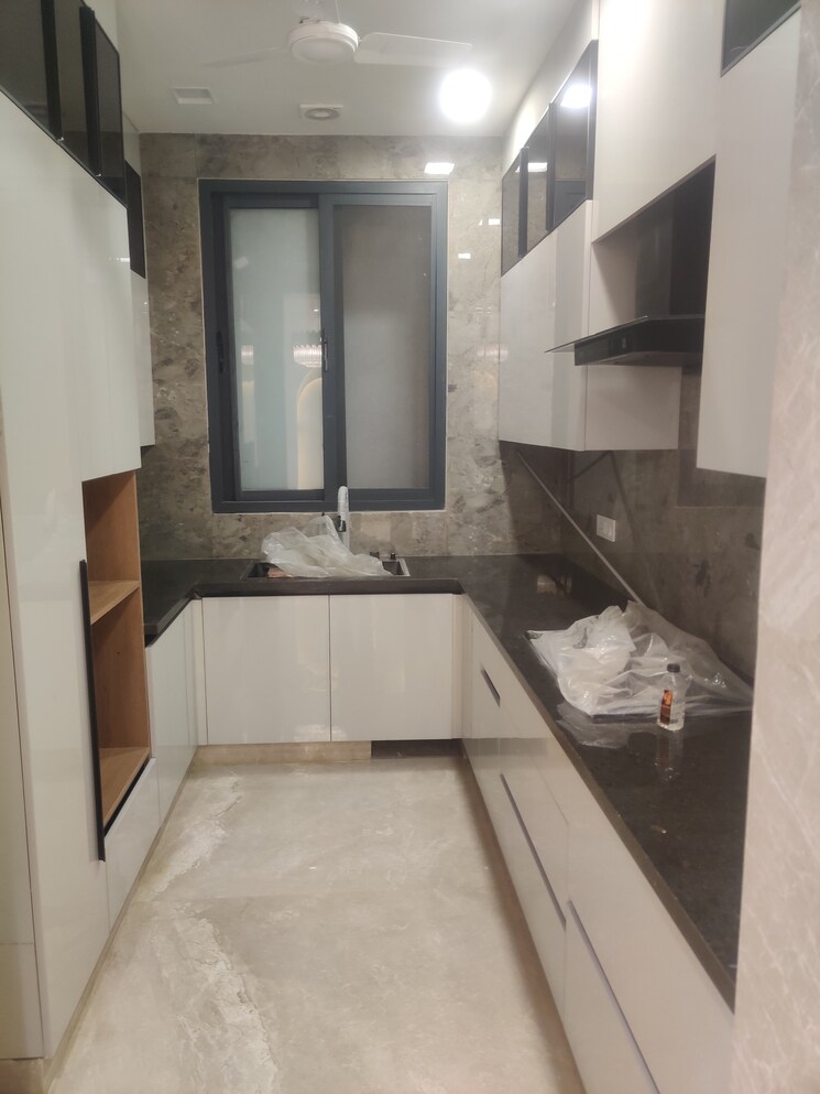 Kitchen, green park 3 Bedroom 1500 Sq.Ft. Builder Floor In Green Park Delhi 9697418