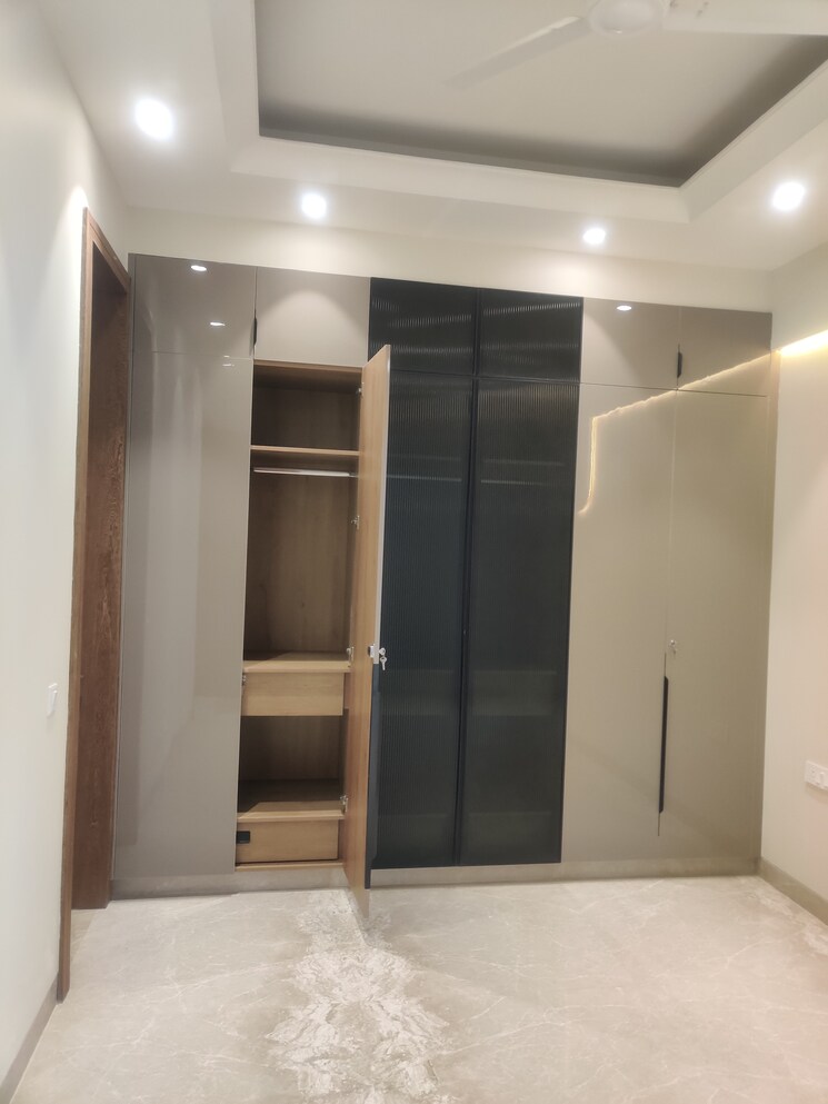 undefined, green park 3 Bedroom 1500 Sq.Ft. Builder Floor In Green Park Delhi 9697418