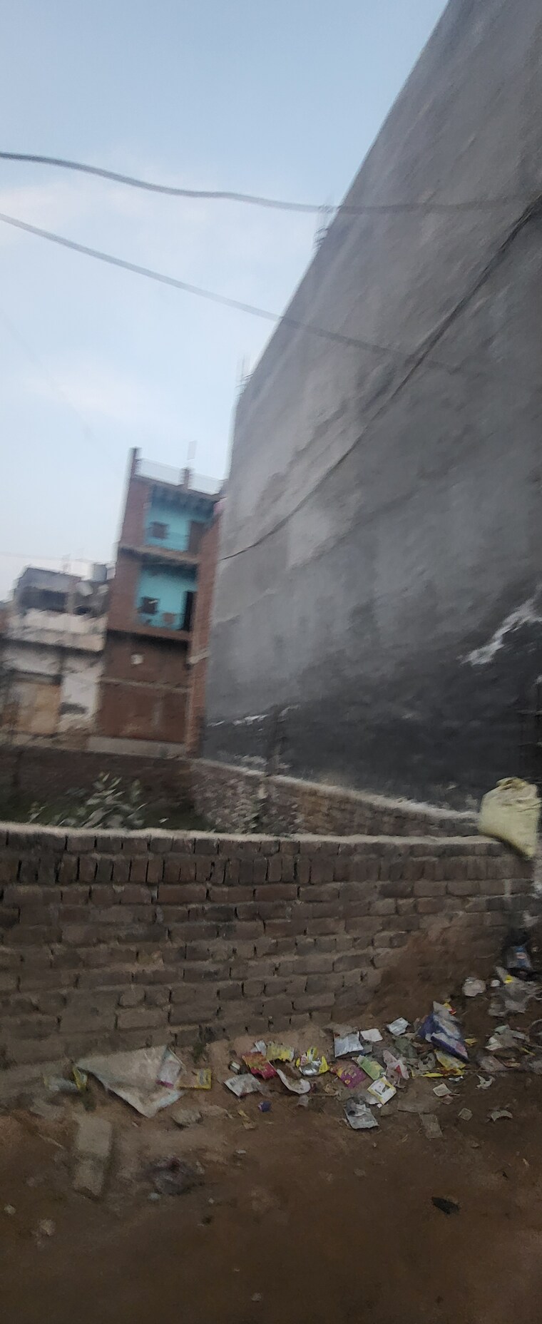 Exterior View, dlf ankur vihar  100 Sq.Yd. Plot In Dlf Ankur Vihar Ghaziabad 9697421