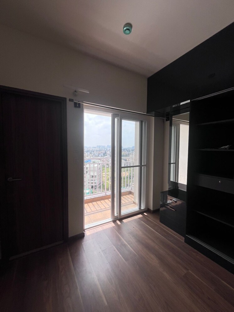 Room, monarch-aqua 3 Bedroom 1219 Sq.Ft. Apartment In Kr Puram Bangalore 9697419