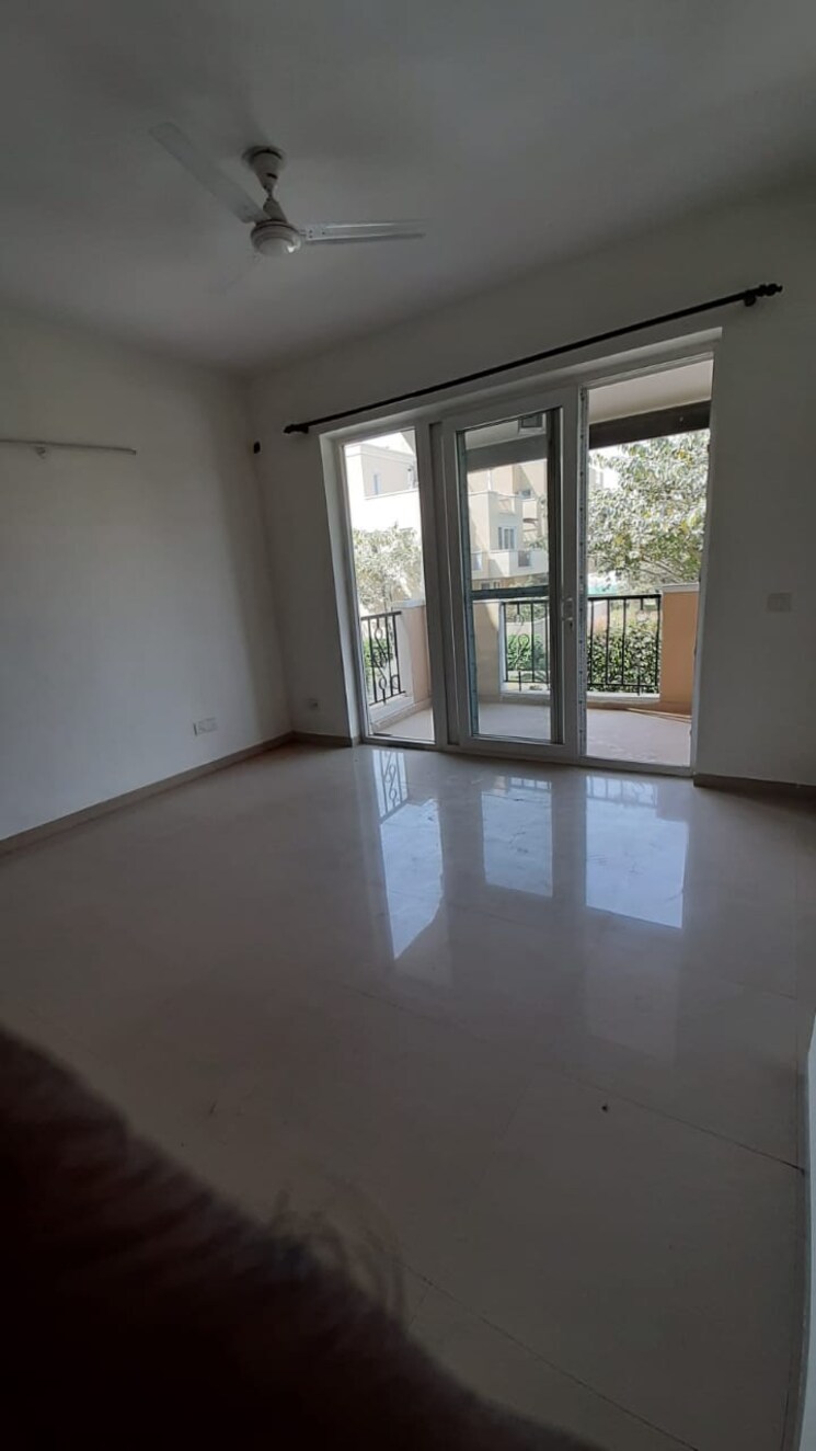 Room, emaar-mgf-emerald-hills 3 Bedroom 1380 Sq.Ft. Builder Floor In Sector 65 Gurgaon 9697428