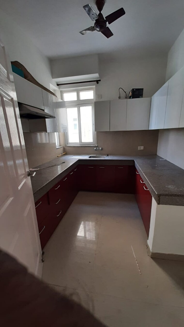 Kitchen, emaar-mgf-emerald-hills 3 Bedroom 1380 Sq.Ft. Builder Floor In Sector 65 Gurgaon 9697428