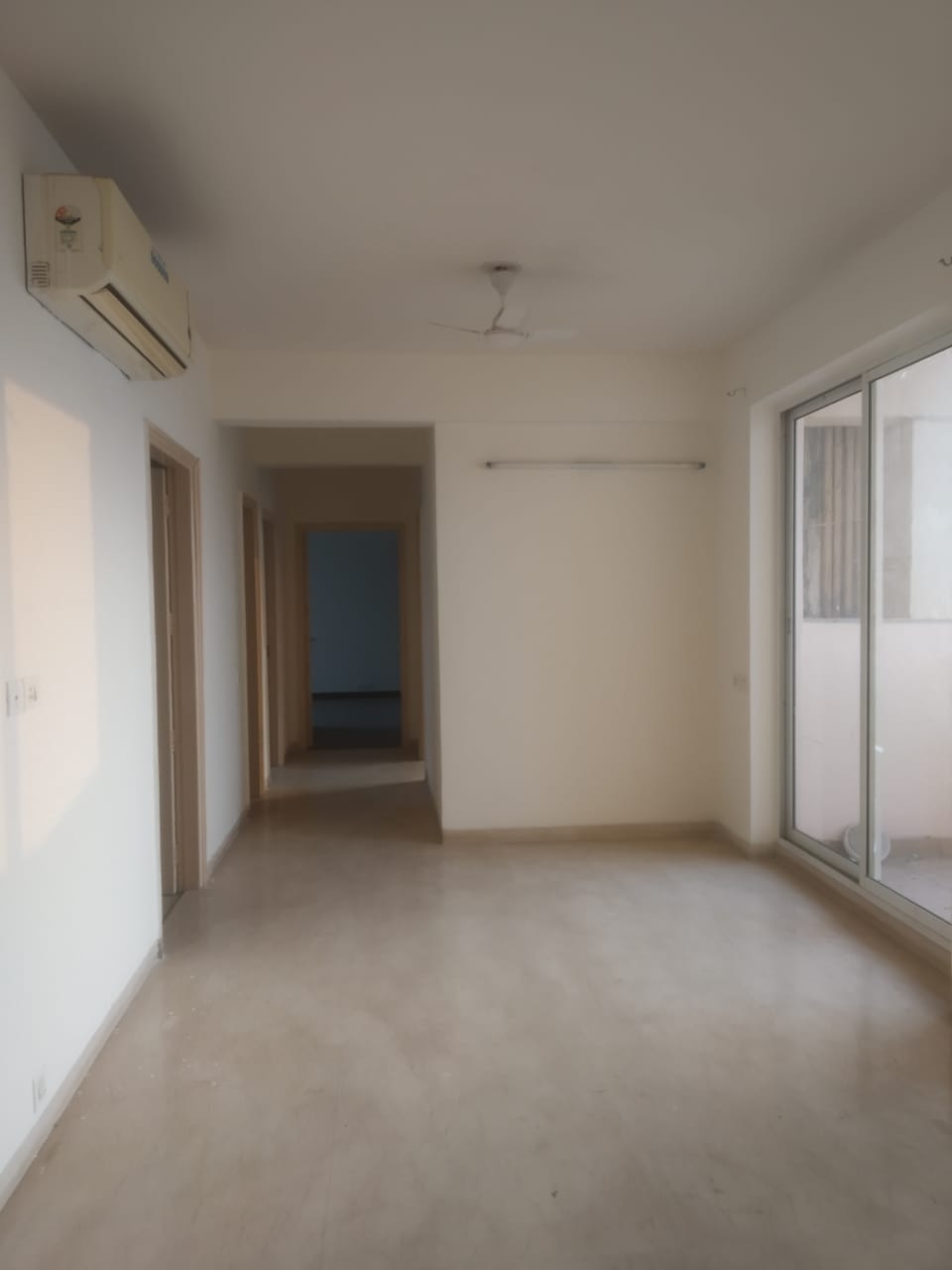 4 BHK + Servant Room Apartment For Rent in Dhoot Time Residency
