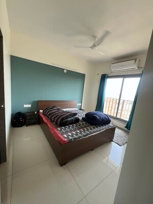 Bedroom in 2 BHK Apartment at Vaishnodevi Circle – for Rent