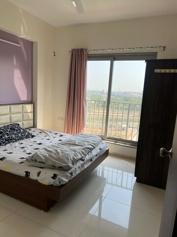 Bedroom in 2 BHK Apartment at Vaishnodevi Circle – for Rent