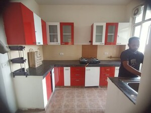 Kitchen in 3.5 BHK Apartment at Omaxe R2, Gomti Nagar – for Rent
