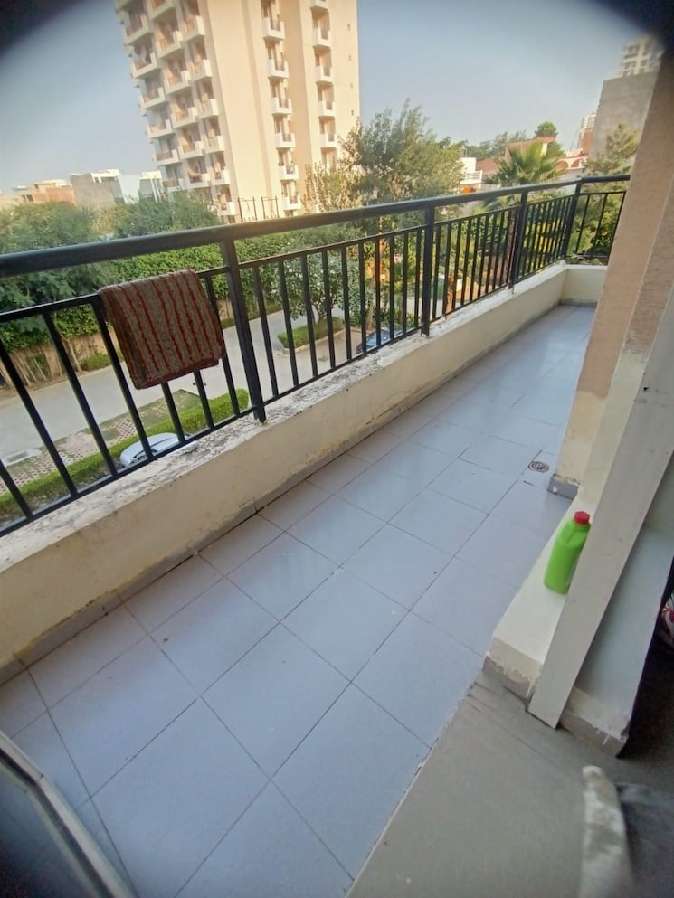 Balcony, omaxe-r2 3.5 Bedroom 1775 Sq.Ft. Apartment In Gomti Nagar Lucknow 9697450