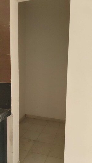  2 BHK Apartment at Vaishnodevi Circle – for Rent