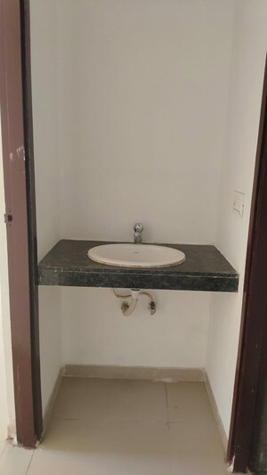 Bathroom in 2 BHK Apartment at Vaishnodevi Circle – for Rent