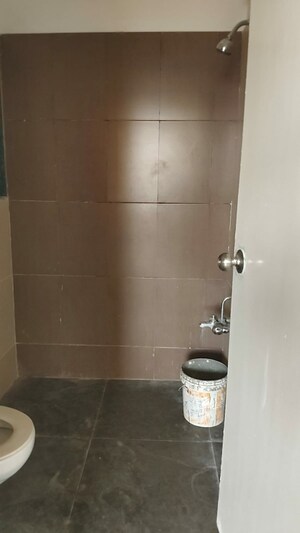 Attached Bathroom in 2 BHK Apartment at Vaishnodevi Circle – for Rent