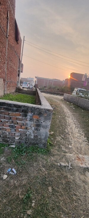  Plot – Exterior View View at Dlf Ankur Vihar - for Sale