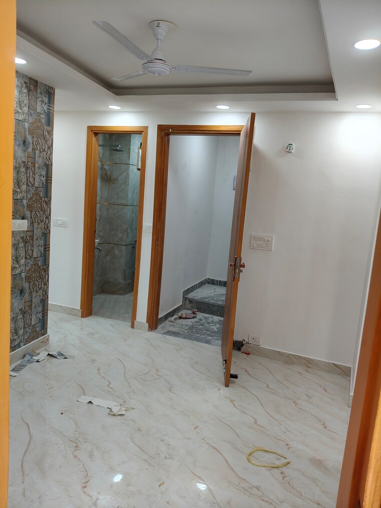 Room, govindpuri 2 Bedroom 586 Sq.Ft. Builder Floor In Govindpuri Delhi 9697467