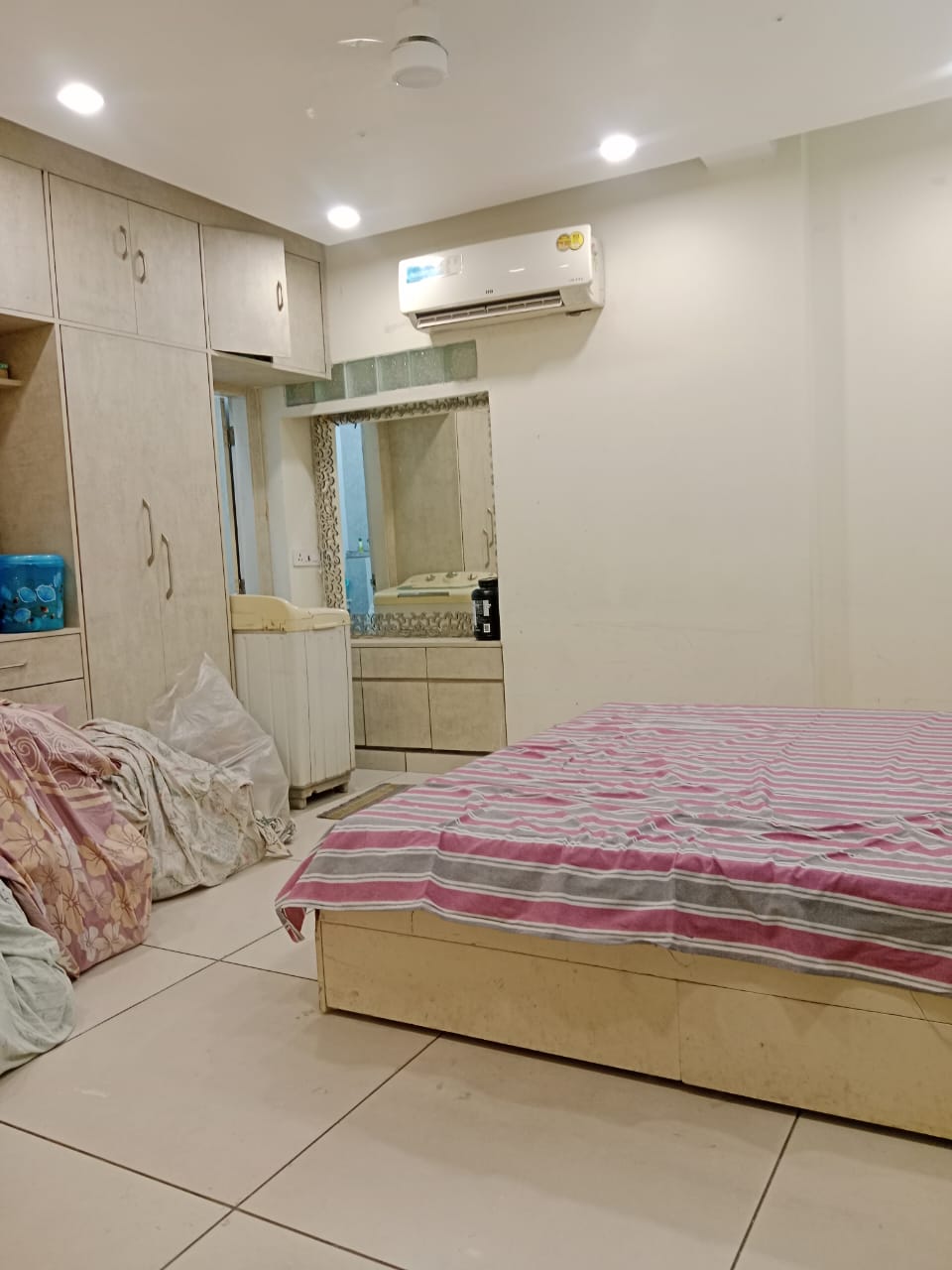 1 BHK Builder Floor For Rent in Govindpuri 