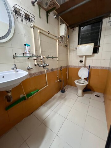 Master Bedroom in 1 BHK Apartment at Bunch Berry, Andheri West – for Rent