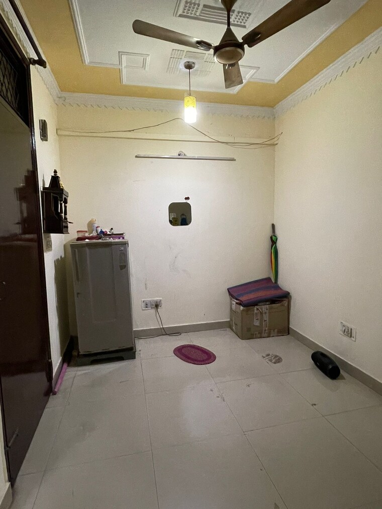 Master Bedroom, govindpuri 3 Bedroom 907 Sq.Ft. Builder Floor In Govindpuri Delhi 9697497