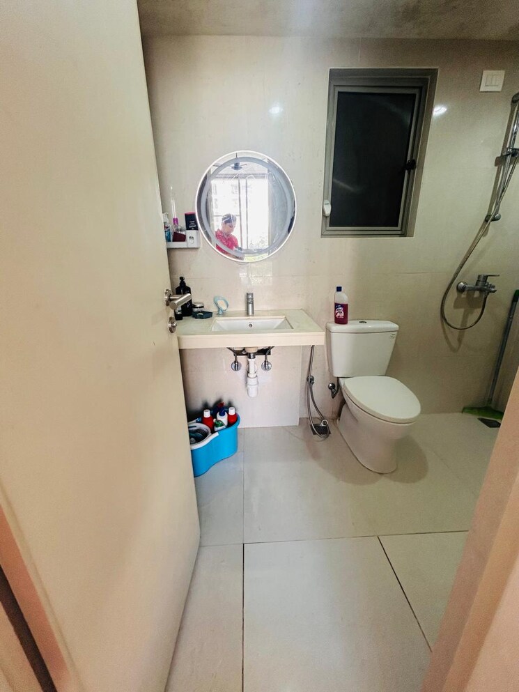 Bathroom, house-of-hiranandani-devanahalli 2 Bedroom 1525 Sq.Ft. Apartment In Devanahalli Bangalore 9697533