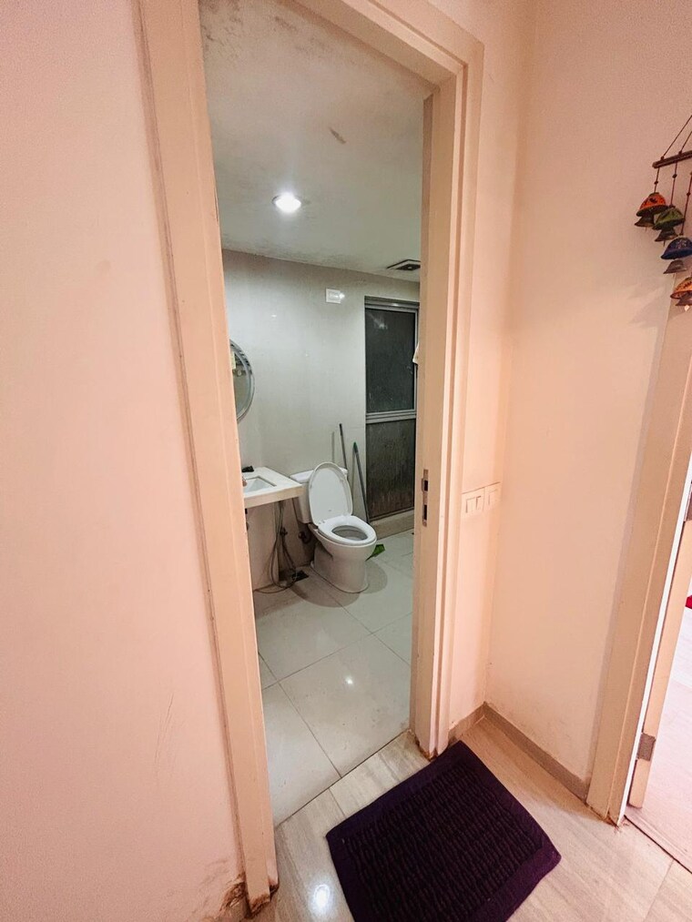 Bathroom, house-of-hiranandani-devanahalli 2 Bedroom 1525 Sq.Ft. Apartment In Devanahalli Bangalore 9697533